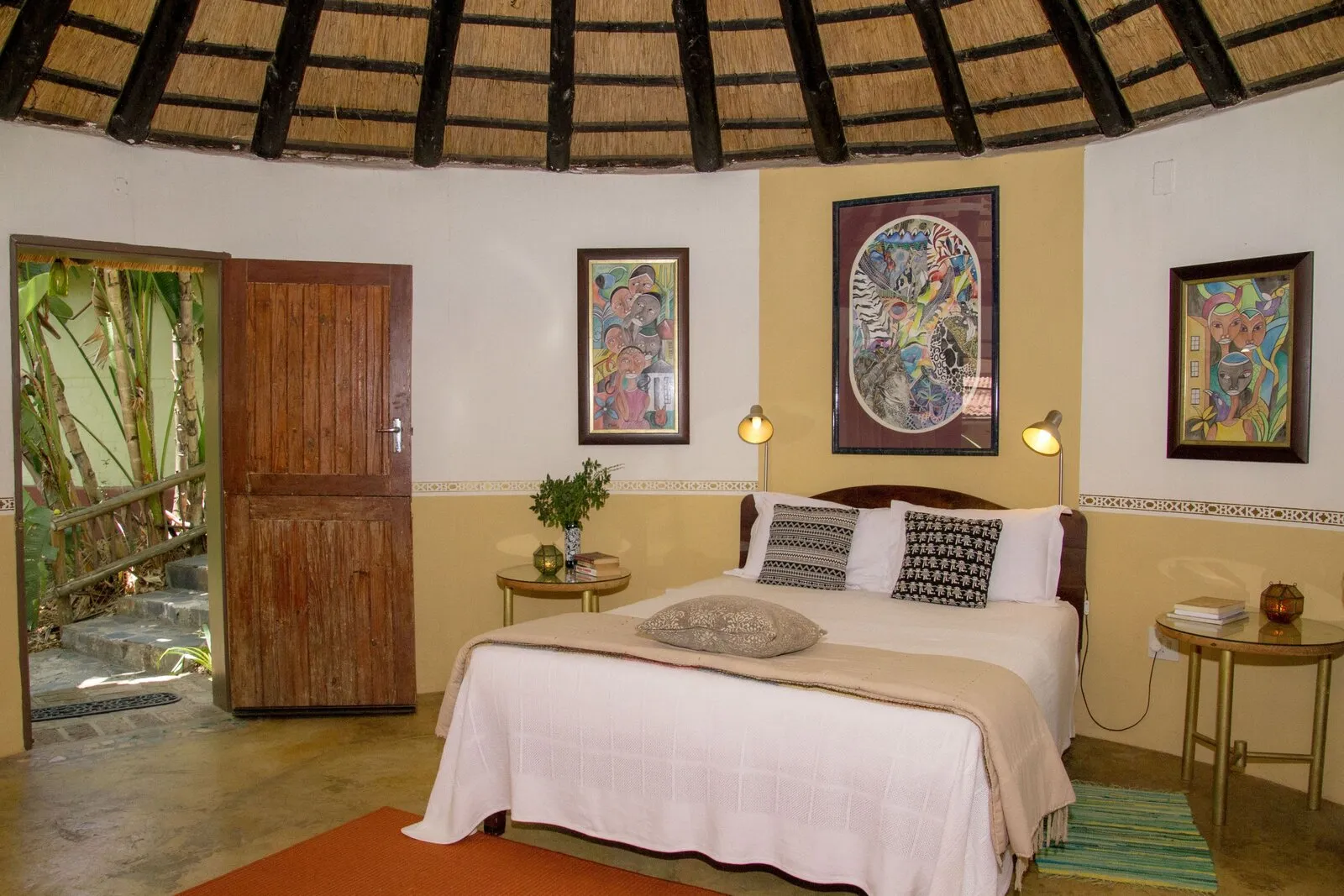 Bedroom at Old Joe's Kaia