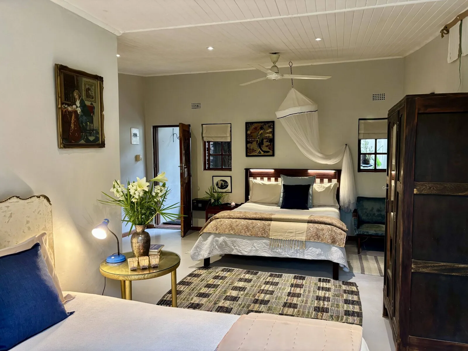 Room interior at Old Joe's Kaia